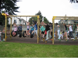 playground-opening-2009-pic-3.jpg